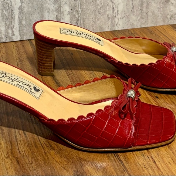 Brighton Tony Red Bow Heels Slides Sandals 6.5M EXCELLENT - Picture 4 of 7